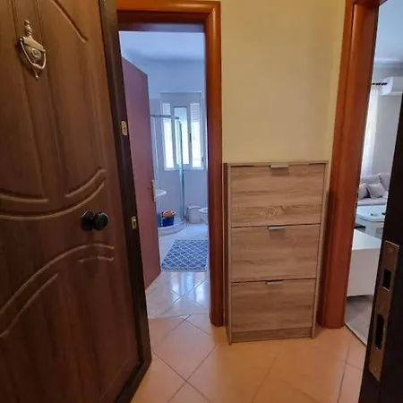 Апартаменты Liqeni Thate, *