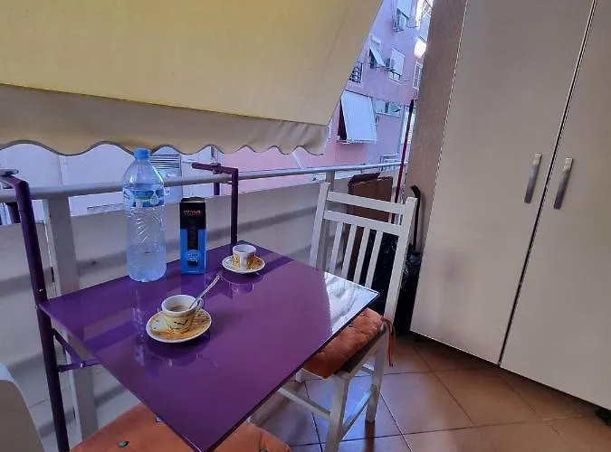 Liqeni Thate, Daire *